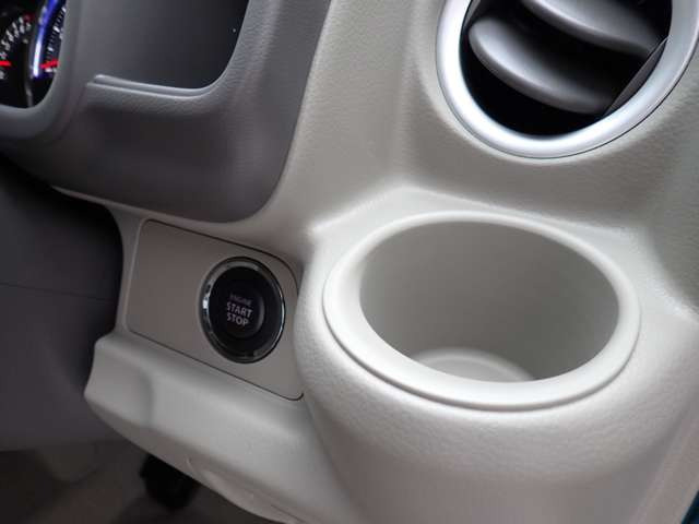 ☆ご契約から納車まで担当営業を中心に、各スタッフ全員協力の上、迅速に進めさせていただきます。契約後車庫証明等の手続き中に、納車前車検又は点検をさせて頂き、ベストな態勢で納車の準備をさせて頂きます☆