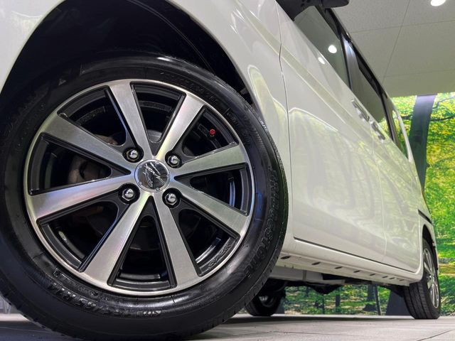 【14インチアルミホイール】外観にマッチしたアルミホイールを装着しております。各種アルミホイールや、スタッドレスタイヤも取扱いしております。是非ご相談ください♪