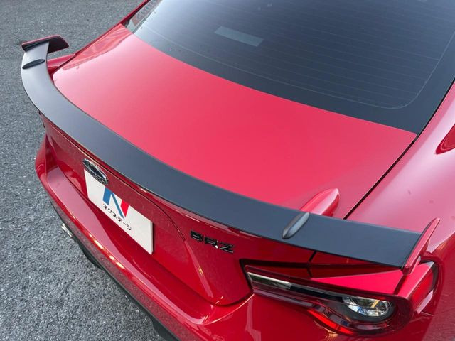 �y�����X�|�C���[�z�X�|�[�c�J�[�炵�����O�b�ƈ����������X�|�C���[�𑕒��􍂑����s���̃X�^�r���e�B(���s���萫)����ɖ𗧂��܂��B