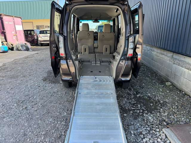 ����1000�؂̍L�X�W����E�O���[�v�݌�100��ȏ�̍݌ɐ������L�����C���i�b�v�ŁA���낢��ȃ^�C�v�̎ԗ����������������܂�!�œK��1�䂪�����ƌ�����܂��B