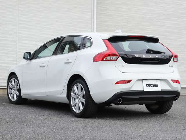 �V�i�����o�b�e���[�̓h�C�c��VARTA(�o���^)���g�p���܂��B���B�Ԃ̏����i�ɍ̗p����鍂�i���o�b�e���[�ł��B