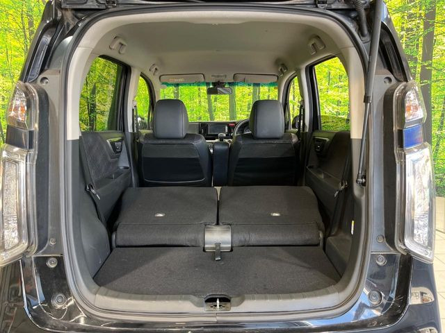 ���i�̂���������ʋ΁A���}���ɏ\���ȉ׎��X�y�[�X���m�ۂ��Ă���܂��B�Z�J���h�V�[�g��|���ƁA�傫�ȉו��̐ύڂ��\�ł���