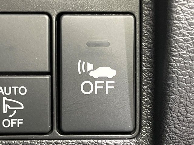 �y�z���_�Z���V���O�z���s���ɑO���̎ԗ�����F�����A�Փ˂������Ȏ��͌x��ƃu���[�L�ŏՓˉ���Ɣ�Q�y�����A�V�X�g�B�����S�Ƀh���C�u�����y���݂��������܂��B