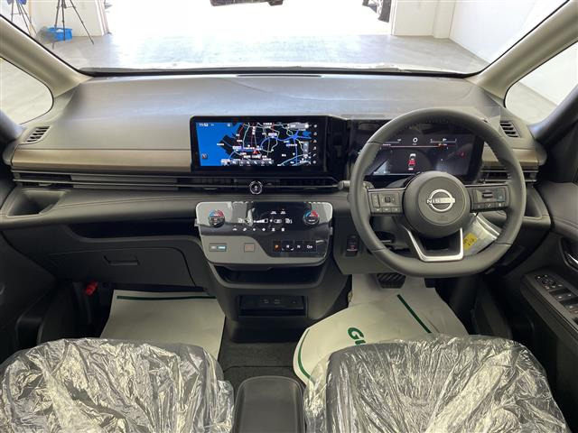 セレナ1.4 e-POWER ハイウェイスターV