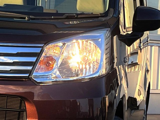 夜間や荒天時により良好な視界で安心な走行をご希望される方には【高輝度LEDヘッドライト】の取付がおすすめ!多くのお客様にご好評いただいております♪