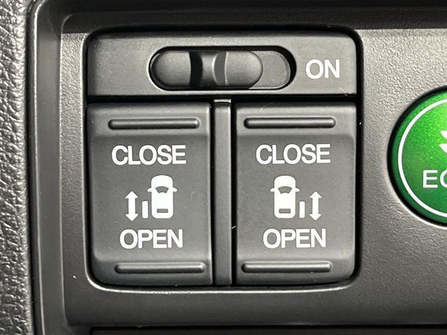 �y�����p���[�X���C�h�h�A�z�X�}�[�g�L�[��^�]�Ȃ̃X�C�b�`�Ō�ȗ����X���C�h�h�A�̊J���\���d��������͂����ăh�A���J����K�v�������A�����Ȃ��q�l�ł��ȒP�ɊJ���߂ł����K�ł���