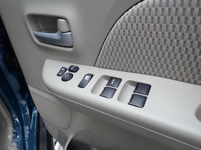 ★支払総額表示で明確★諸費用はお客様から見えない部分!不透明な諸費用は頂きません!諸費用の透明性・安さも魅力!他社との比較では車両本体価格だけで判断しないで下さいね★