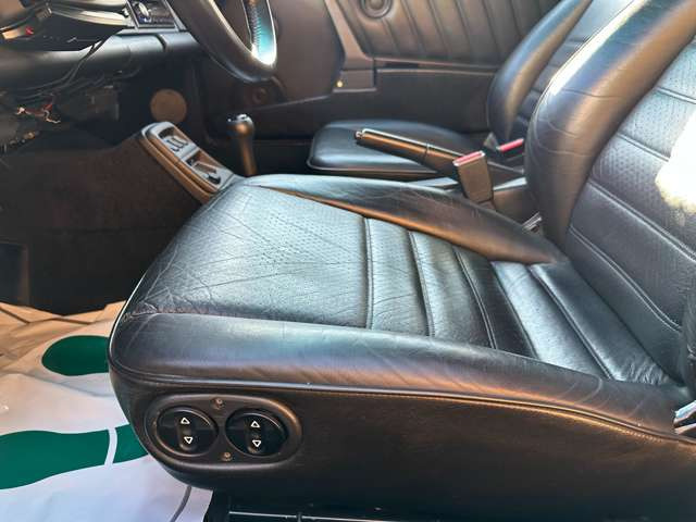 �������̂���u���b�N���U�[��