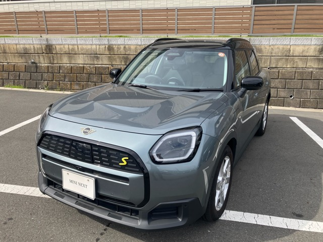 ミニカントリーマンSE ALL4 4WD