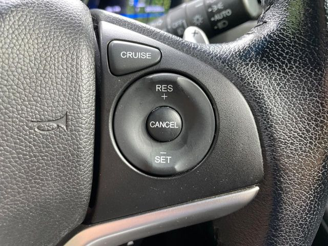 �y�N���[�Y�R���g���[���z�������H�����N���N���s�B�A�N�Z���𗣂��Ă���葬�x�ő��s���ł��A�������^�]���̕��S���y��!�����E�������ȒP�ȃX�C�b�`����Œ����ł��܂��B