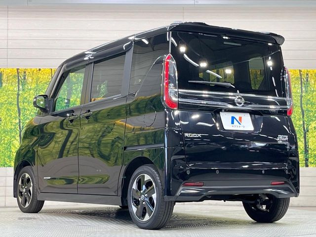 皆さまに安心してお乗りいただきたいから、当店では法定点検整備を無料で実施。(※登録済未使用車など一部対象外がございます。)