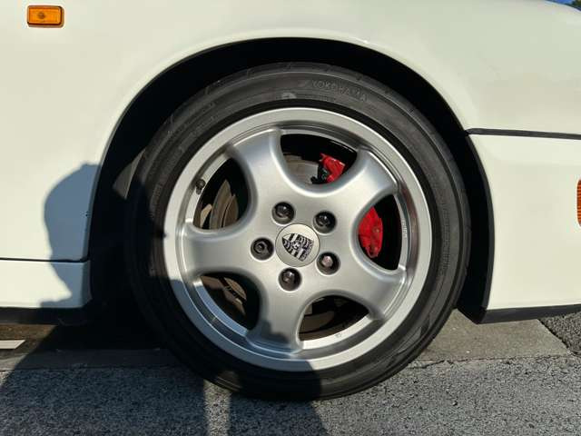17�C���`�J�b�v�z�C�[�� ������ (�^�C���T�C�Y�O205/50R17 ��255/40R17)
