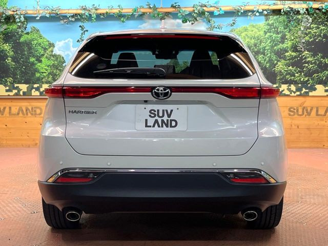 安心の最長10年・走行無制限保証(有償)をご用意。保証内容も充実はもちろん、無料点検&オイル交換や、年中無休の全国・24時間ロードサービスも付帯されておりますのでご安心下さい。