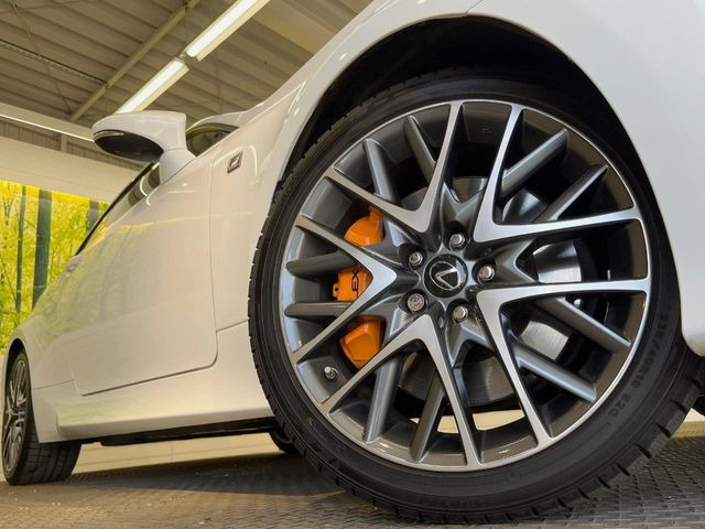 【純正19インチアルミホイール】外観にマッチした純正アルミホイールを装着しております。各種社外アルミホイールや、スタッドレスタイヤも取扱いしております。是非ご相談ください♪