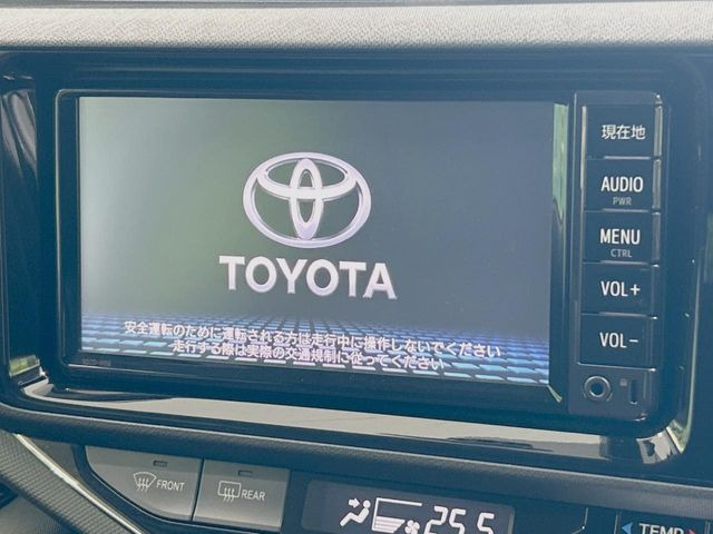 �y�����i�r�z�l�C�̏����i�r�𑕔����Ă���܂��B�i�r�̎g���₷���͂������A�I�[�f�B�I�@�\���[��!�L�����v�◷�s�͂������A�ʋ΂┃�����ȂǕ��i�̃h���C�u���y�����Ȃ�͂���