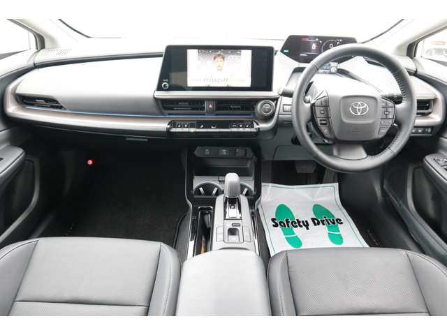 プリウス2.0 Z E-Four 4WD