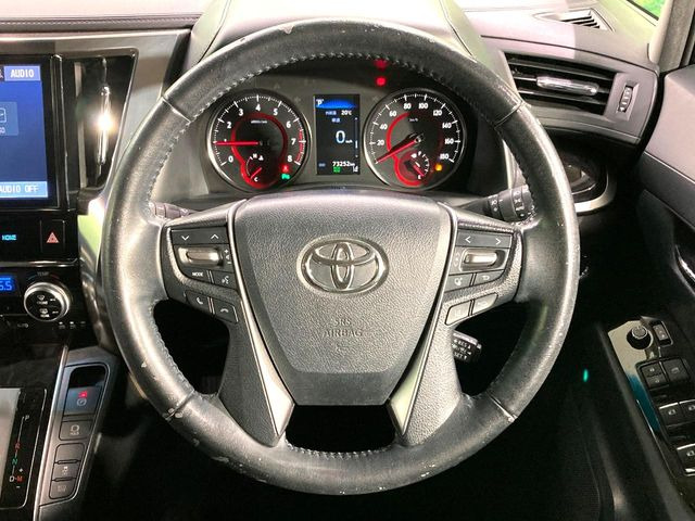 �y�����v�����X�e�A�����O�z�㎿�Ȋv���g�p���邱�ƂŁA��ɂ����������݂ƂĂ��^�]���₷���n���h���ł���