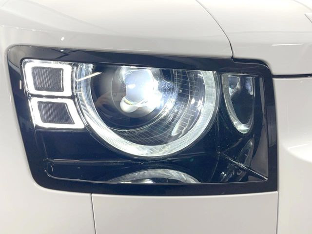 ��LED�w�b�h���C�g:��ԑ��s�����ǍD�Ȏ��E���m�ۂ����S���ĉ^�]�ł��鍂�P�xLED�w�b�h���C�g�𑕔�!�_�����x�������A����d�͂��}�����Ă��܂��B