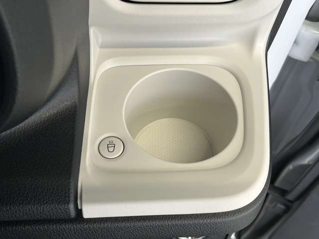 ドリンクヒーター機能付き!