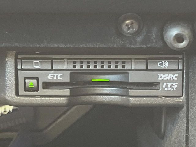 【ETC】高速道路の料金所をストレスなく通過!話題のスポットやサービスエリアに多い「スマートIC」利用時は必須のアイテムです。当店でセットアップを実施、ご納車当日からすぐにご利用いただけます!