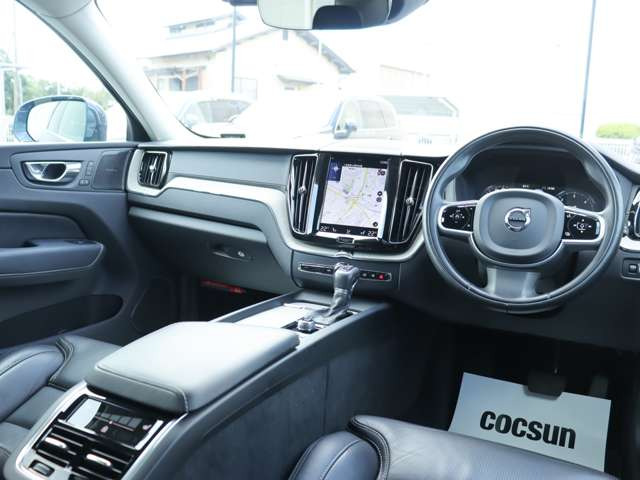 �h�C�c�̃{���{���`���[�j���O���[�J�[HEICO SPORTIV�̐��K�̔��X���t���ƈ��m���ɂ�HEICO SPORTIV�v���~�A���p�[�g�i�[KANTO / TOKAI�Ƃ��ĉ^�c�����Ă��܂��B