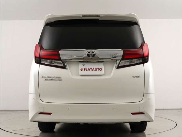 前後ドライブレコーダーもお取り付けできます!安心安全なカーライフには必需品ですね!