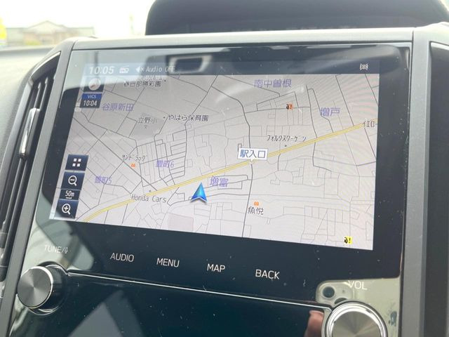 【純正8型ビルトインナビ】インテリアに溶け込むスタイリッシュな「専用設計ナビ」を装備♪視認性や操作性など基本性能にも優れ、より上質なカーライフをお楽しみいただけます。