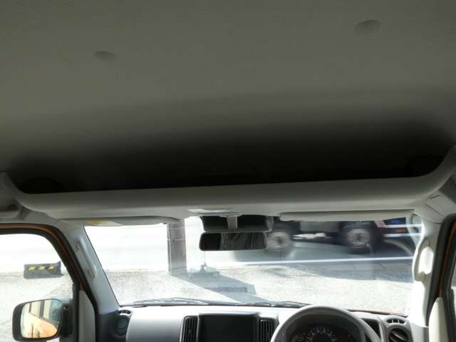 �I�[�o�[�w�b�h�V�F���t����!A4�t�@�C���┖�^�̃{�b�N�X�e�B�b�V�������[�\�ł���