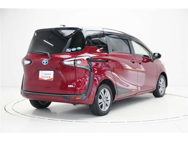 シエンタハイブリッド 1.5 ファンベース G クエロ