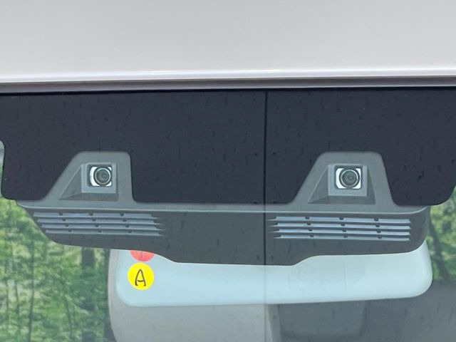 �y�X�Y�L �Z�[�t�e�B�T�|�[�g�z���s���ɑO���̎ԗ�����F�����A�Փ˂������Ȏ��͌x��ƃu���[�L�ŏՓˉ���Ɣ�Q�y�����A�V�X�g�B�����S�Ƀh���C�u�����y���݂��������܂��B