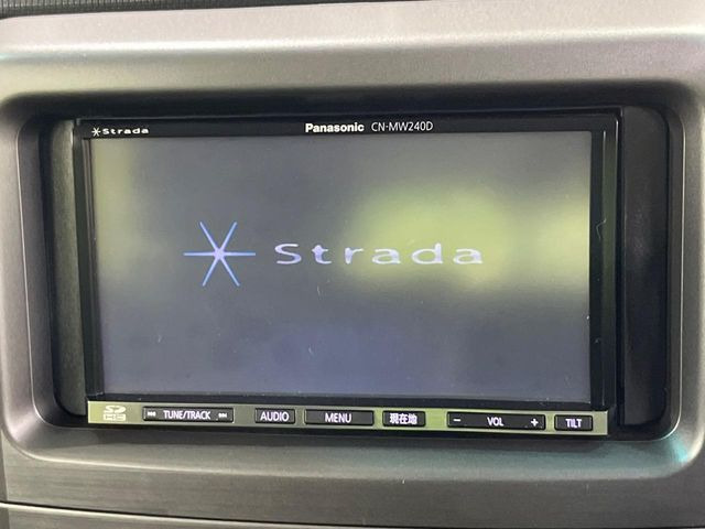 �y�i�r�Q�[�V�����z�g���₷���i�r�ŖړI�n�܂ł�������ē����Ă���܂��B�e��I�[�f�B�I�Đ��@�\���[�����Ă���A���Ԃ̉^�]������Ɋy�����Ȃ�܂�!!