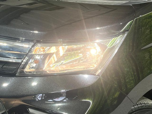 夜間や荒天時により良好な視界で安心な走行をご希望される方には【高輝度LEDヘッドライト】の取付がおすすめ!多くのお客様にご好評いただいております♪