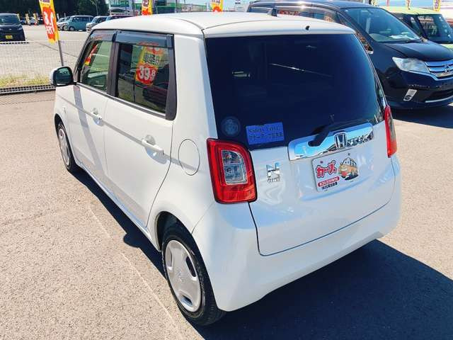 ���X�ł͌y�����Ԃ��畁�ʎԂ܂ŕ��L���I�[�����[�J�[�̎Ԏ�E�F�E�O���[�h��L�x�ɑ����Ă���܂��B