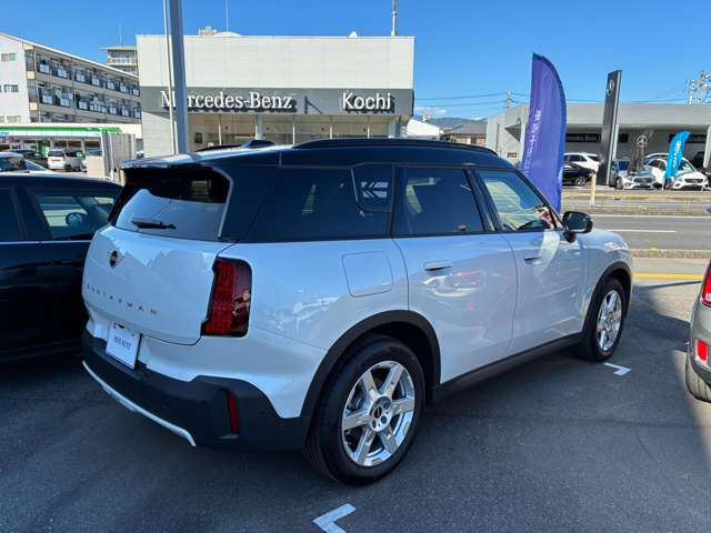 ミニカントリーマンD DCT ディーゼル