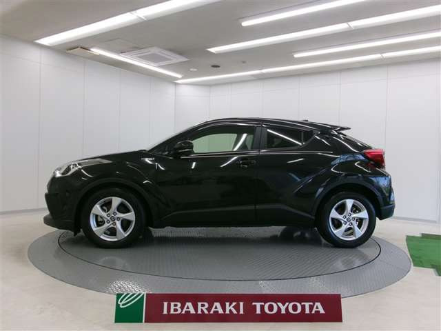 C-HRハイブリッド 1.8 S