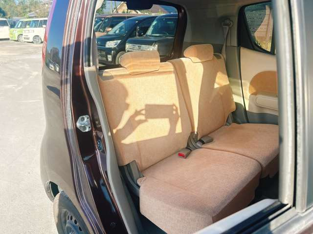 ���Ђł͌��I�������Ԃ𖈌���ʂɎd������s�Ȃ��A�����߂₷�����i�ł��񋟂��Ă���܂���