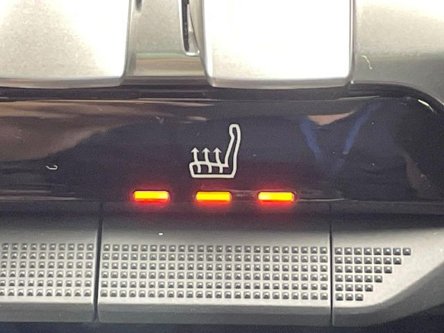 ���t�����g�V�[�g�q�[�e�B���O:�^�]�ȁE����ȋ��ɎO�i�K�Œ��߂��\�ȃV�[�g�q�[�^�[�𑕔����Ă���܂��B�G�߂��킸���K�ɂ��g�p���������܂��B