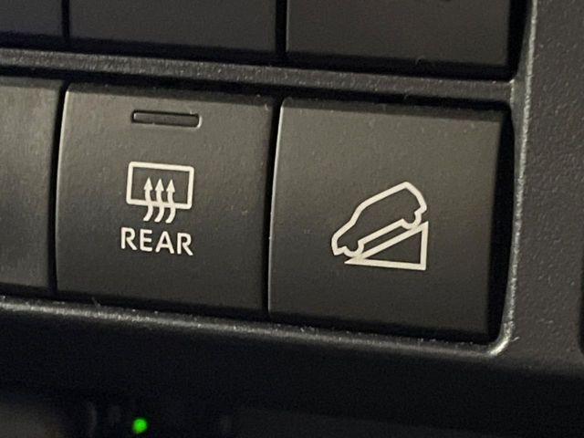 �y�_�E���q���A�V�X�g�z�}�ȍ⓹������Ƃ��Ɏ����Ńu���[�L�𐧌�A���̒ᑬ�x��ۂ��܂��B�ᓹ�∫�H�ȂǊ���₷���H�ʂ̉����ł��^�C�������b�N���Ȃ�������S!�n���h������ɏW���ł��܂�!