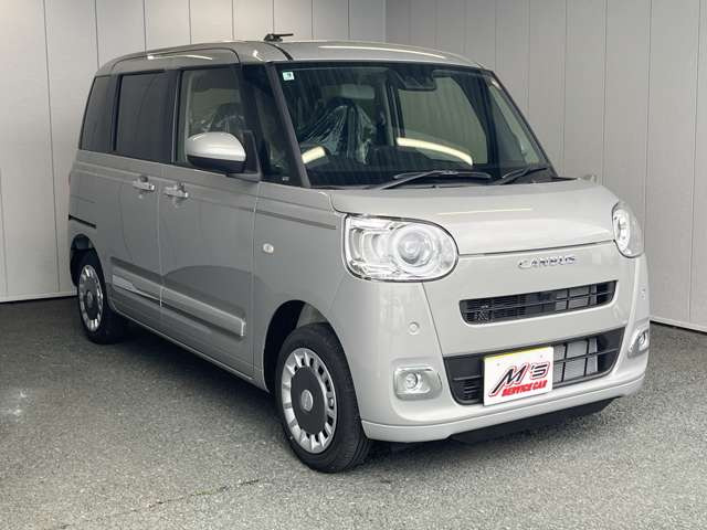 普通車は「サービスカーエムズ 本店」、軽自動車は「サービスカーエムズ 交差店」からお探し頂けます。