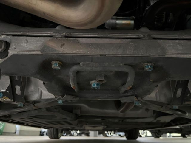 下回りがきれいなうちに、防錆加工の施工がオススメ。降雪地域はもちろん、沿岸部にお住いの方や、趣味でマリン・ウィンタースポーツをされる方にご好評いただいております。