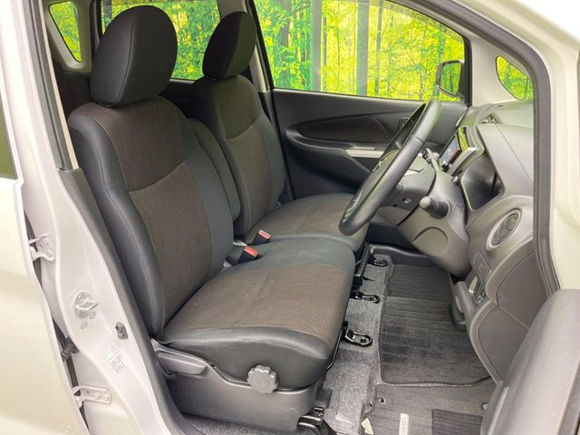 �^�]�ȃV�[�g���͎g�p�������Ȃ��A�ǍD�ȏ�ԂƂȂ��Ă��܂��B���J�Ɏg���Ă������Ƃ��悭�킩��܂��ˁB