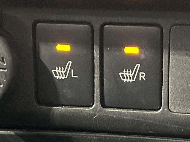 【シートヒーター】寒い日に重宝するシートヒーター!エアコンより早く温まってくれるので寒がりの人も安心ですね♪エアコンの温風は乾燥するから苦手、という方にもをおすすめです。