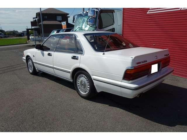 グロリア3.0 V30ターボブロアム VIP