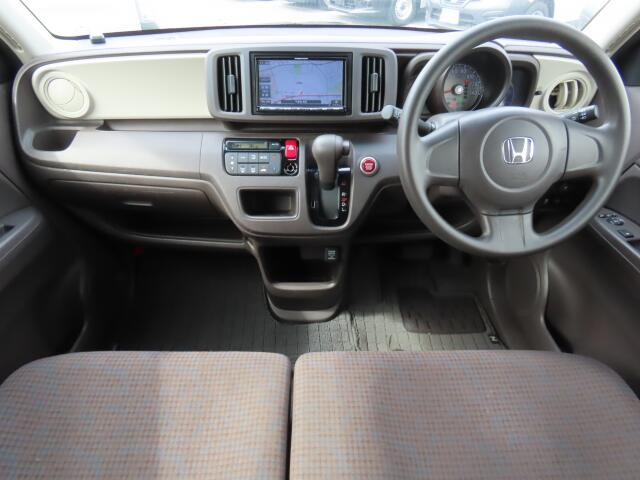 �ԓ��͐��Ǝ҂ɂĎ����N���[�j���O�{�H�ς݂Ȃ̂ŁA��ϐ����ł��B�I���b�N�X�����Ԃł݂͂Ȃ��܂ɉ��K�ȃh���C�u�����񑩂��܂��B