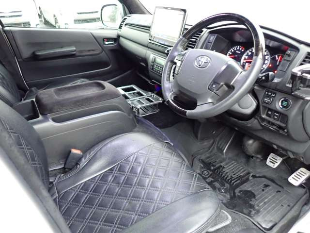 .��ʌ�����3�X�ܓW�J �{�X �~�j�o���`MT�� �Z�_���� �݌�50�� ��z�X 4WD�ESUV���X �݌�50�� �O���[�v�݌�150��ȏ�