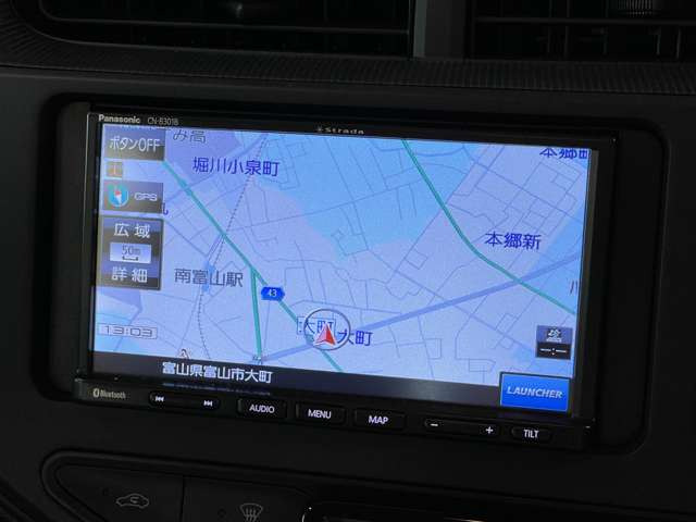 純正ナビ、社外ナビなども取り付け可能です!大きなサイズのナビを付けたい方はお気軽にお尋ねください!!