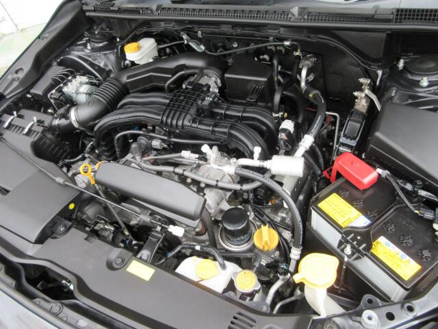 �G���W�����[���͂��ꂢ�ł���B�@�֋@�\�n���ǍD�ł��B�[�ԑO�ɓ_���������s���܂��B�G���W���I�C���E�I�C���t�B���^�[�E�G�A�R���t�B���^�[�E���C�p�[�S���͕K�������v���܂�(�G�A�R���t�B���^�[�́A�����Ԃ̂�)