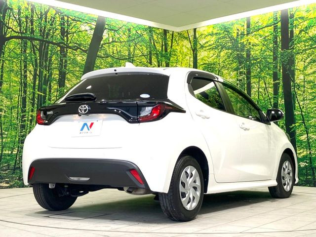 ☆全国のネクステージからお取り寄せが可能※!遠方の店舗に展示してあるクルマが気になる場合も、最寄りの店舗でご覧いただくことが可能です!是非私たちに要望をお聞かせください!※別途費用