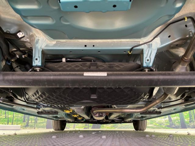 下回りがきれいなうちに、防錆加工の施工がオススメ。降雪地域はもちろん、沿岸部にお住いの方や、趣味でマリン・ウィンタースポーツをされる方にご好評いただいております。