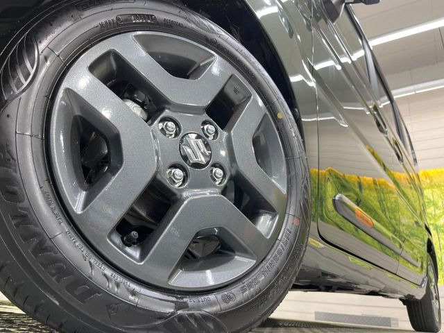 �y�����A���~�z�C�[���z�O�ςɃ}�b�`���������A���~�z�C�[���𑕒����Ă���܂��B�e��ЊO�A���~�z�C�[����A�X�^�b�h���X�^�C�����戵�����Ă���܂��B���񂲑��k����������